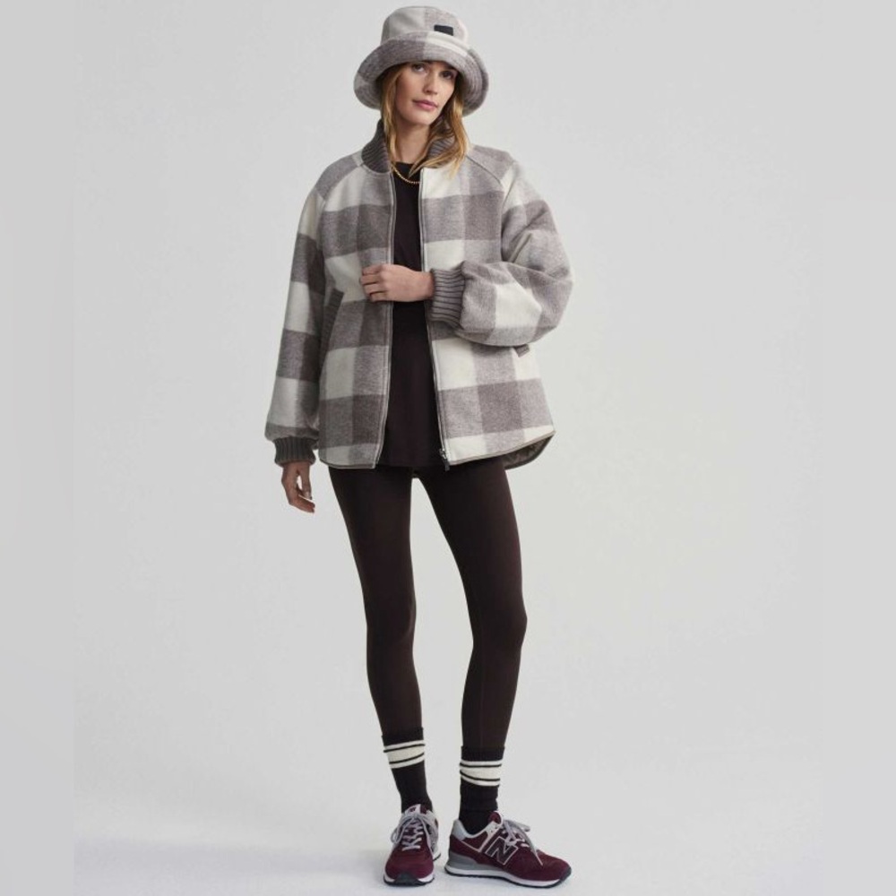 Varley reno reversible quilt jacket fungi - Picture 3 of 16